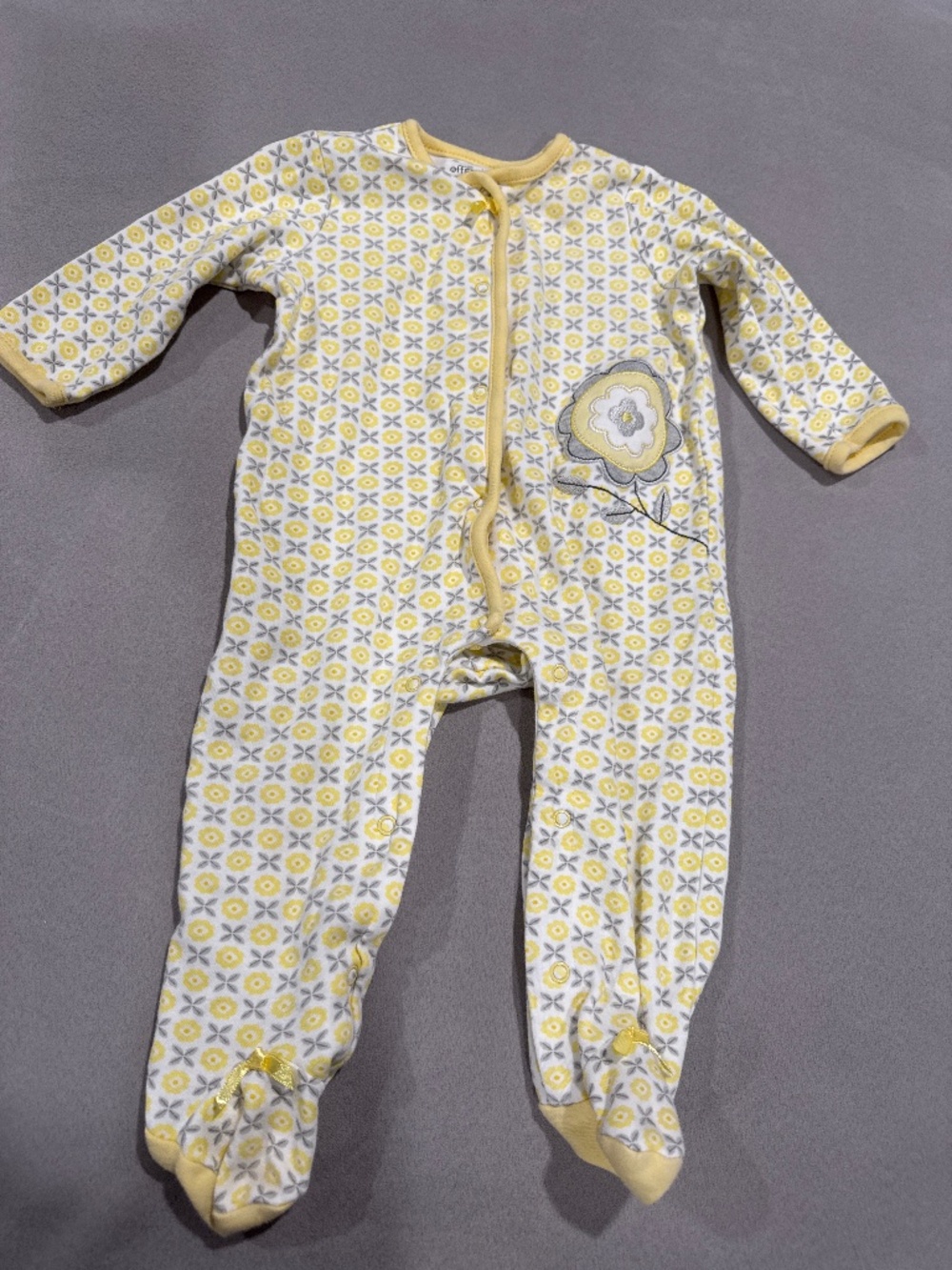 Offspring baby girl size 9 Months one piece Footie